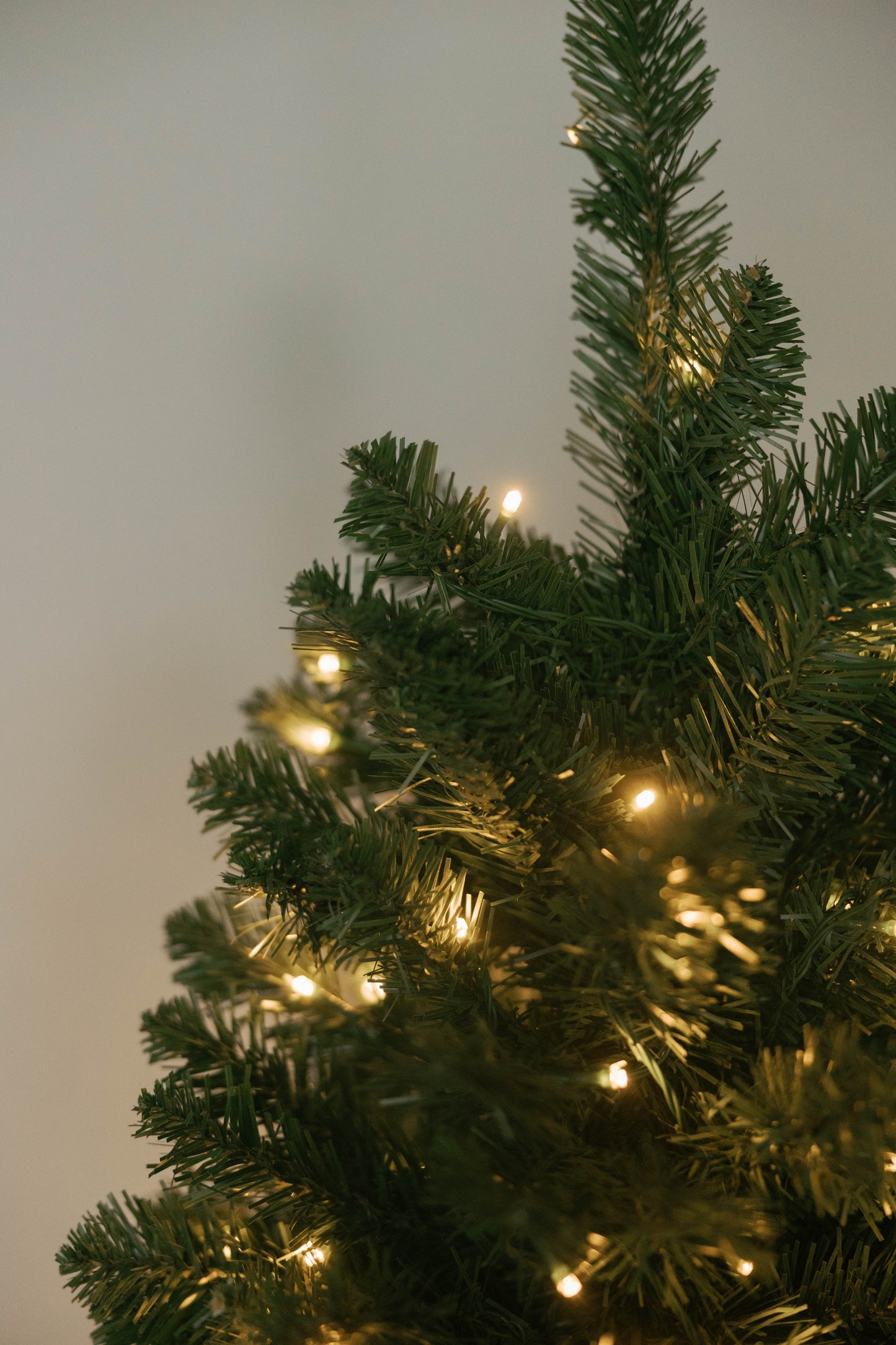 Árbol Verde con Luz LED 1.80 mts